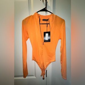 Pretty Little Thing Rib Zip Up Long Sleeve Bodysuit